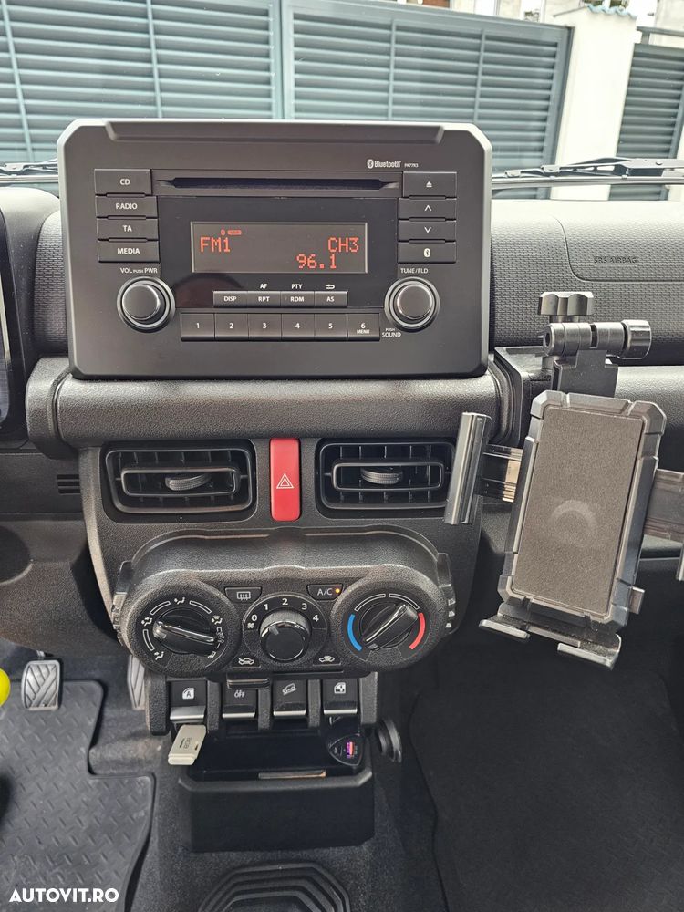 Suzuki Jimny 1.5 ALLGRIP Cool - 18