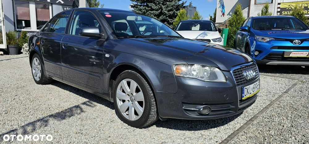 Audi A4 Limousine - 12