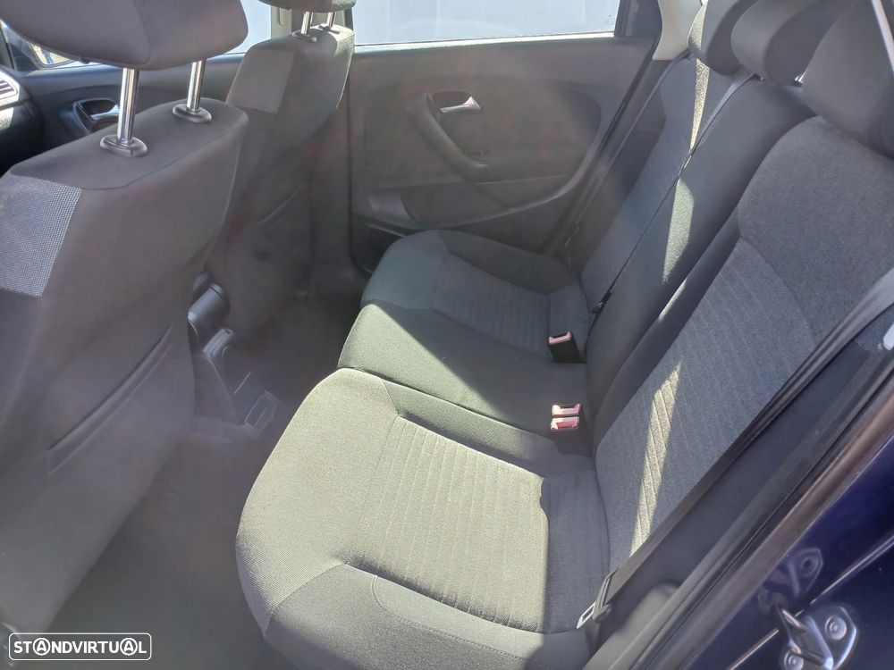 VW Polo 1.2 Confortline - 18