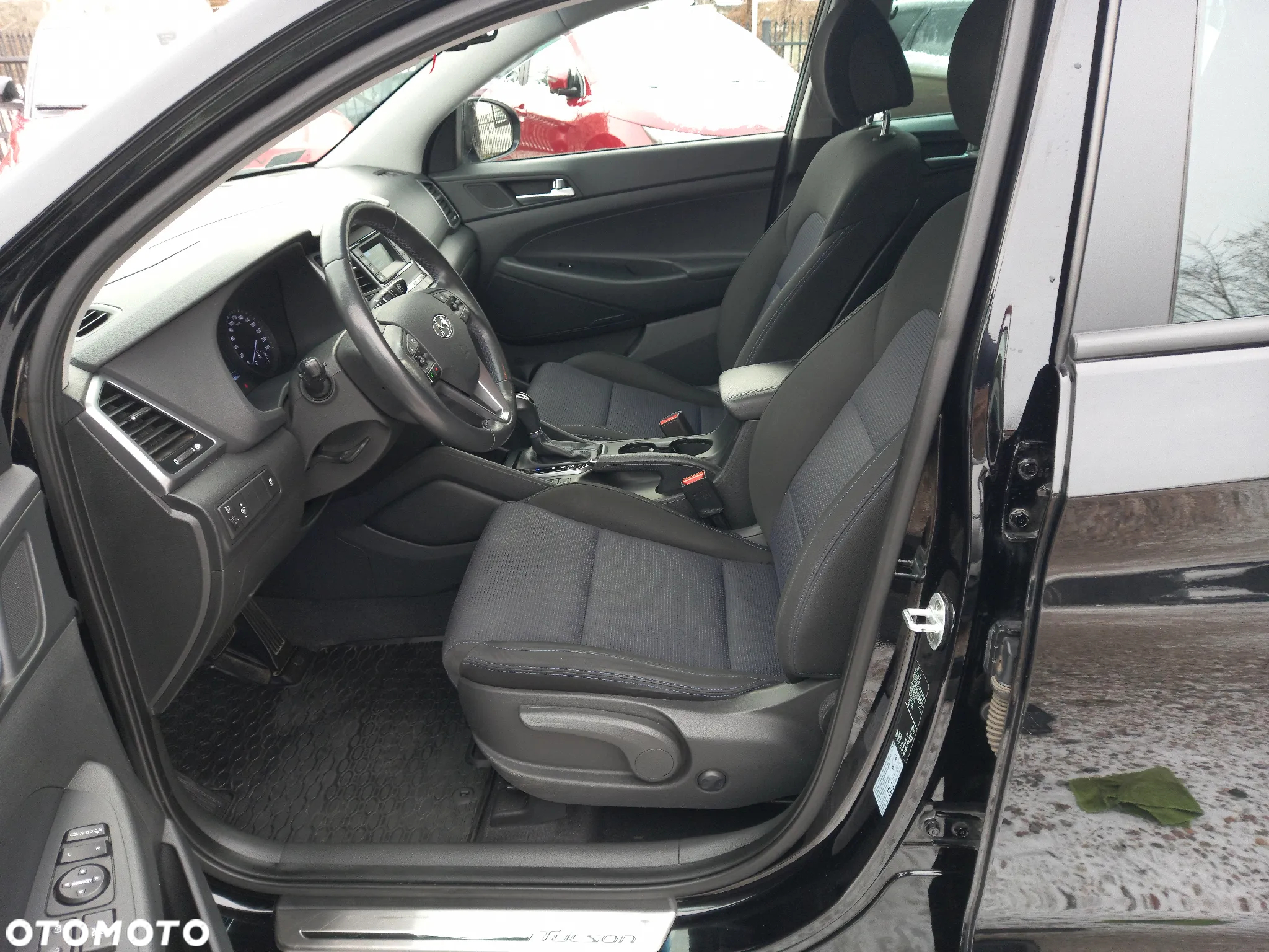 Hyundai Tucson 1.7 CRDI BlueDrive Comfort 2WD DCT - 10