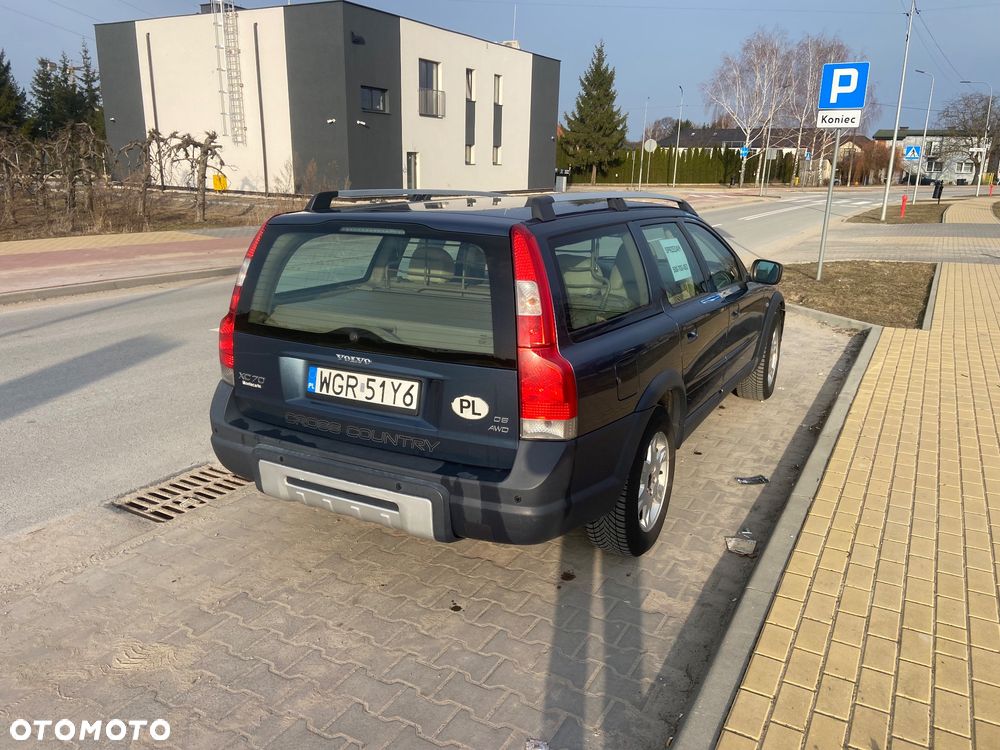 Volvo XC 70 2.4 AWD Automatik Momentum - 3