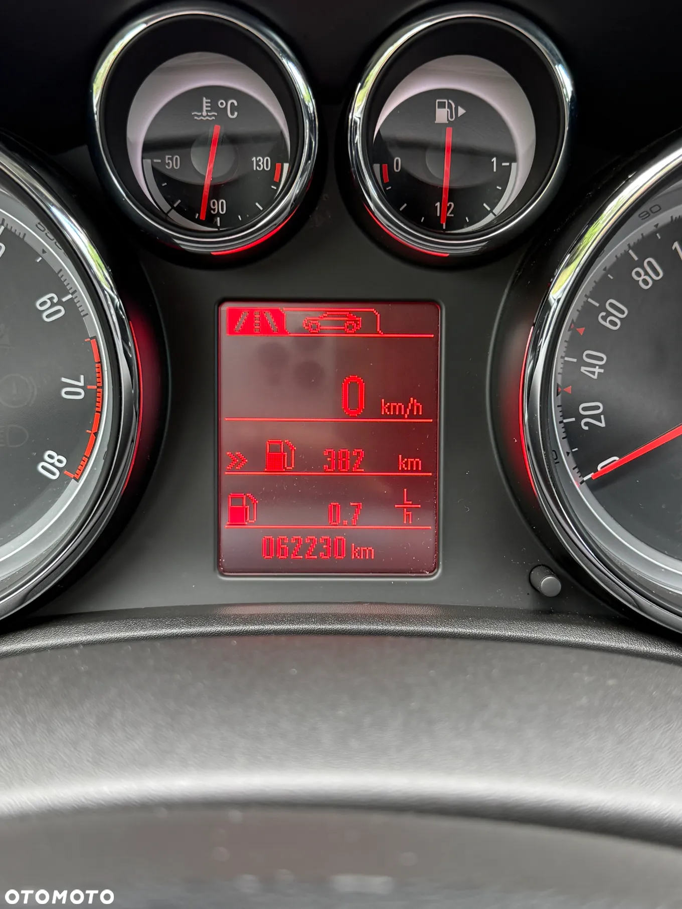 Opel Astra 1.4 Turbo Sports Tourer - 2