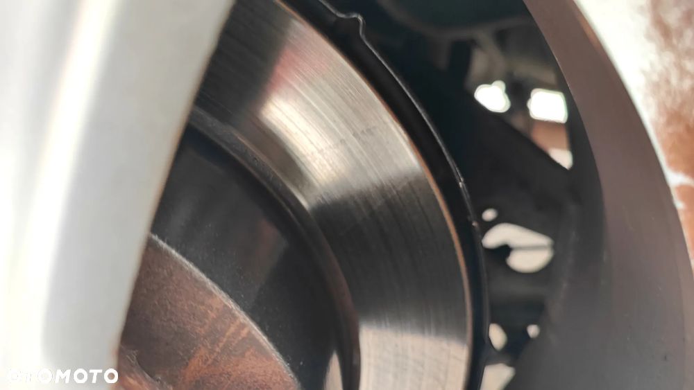 Hyundai ix35 2.0 4WD Automatik Premium - 30