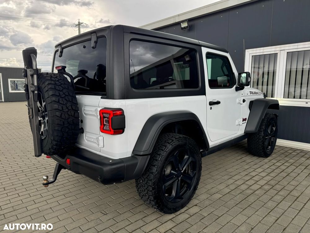 Jeep Wrangler - 5