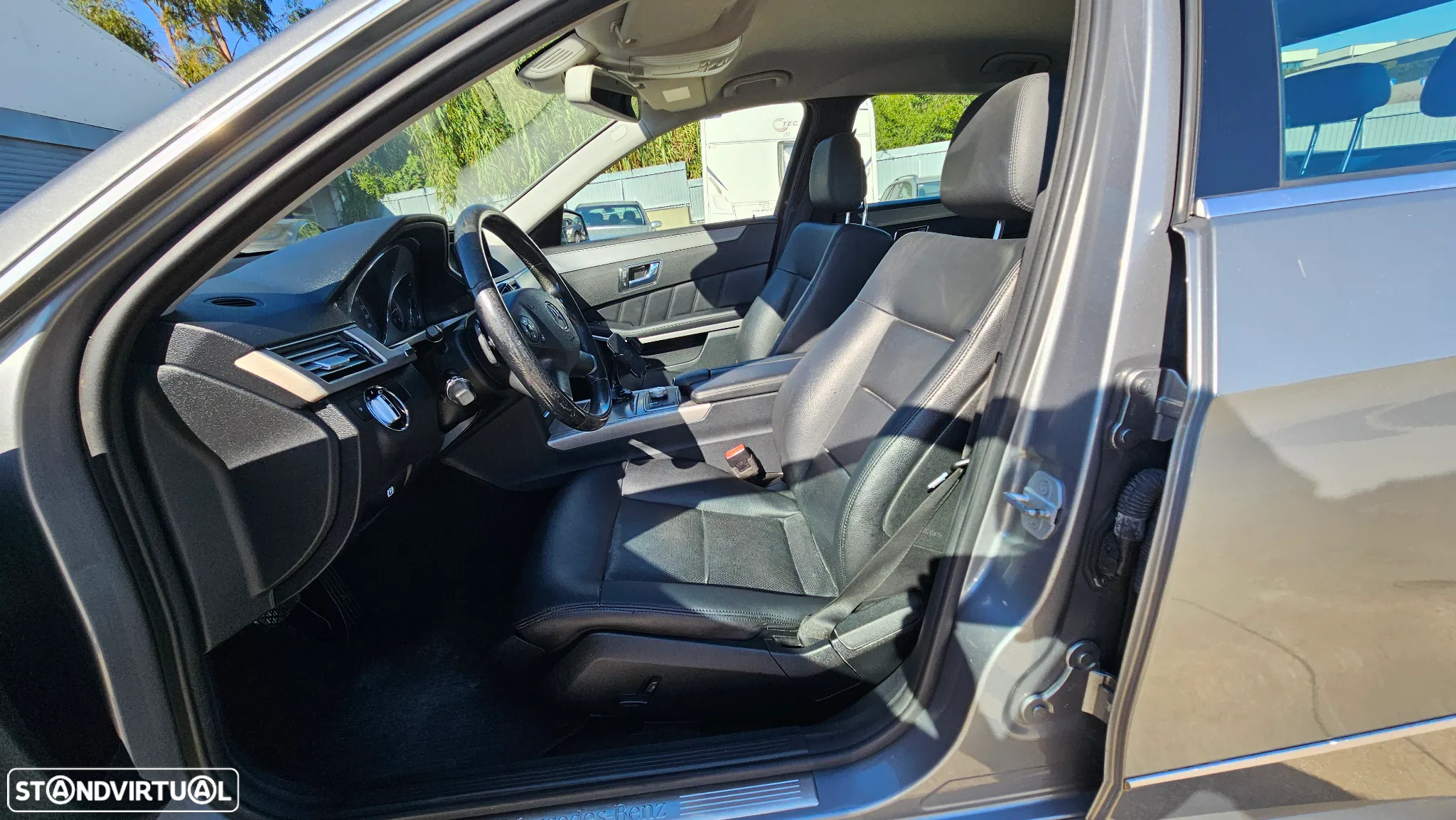 Mercedes-Benz E 350 CDi Avantgarde BlueEfficiency - 11