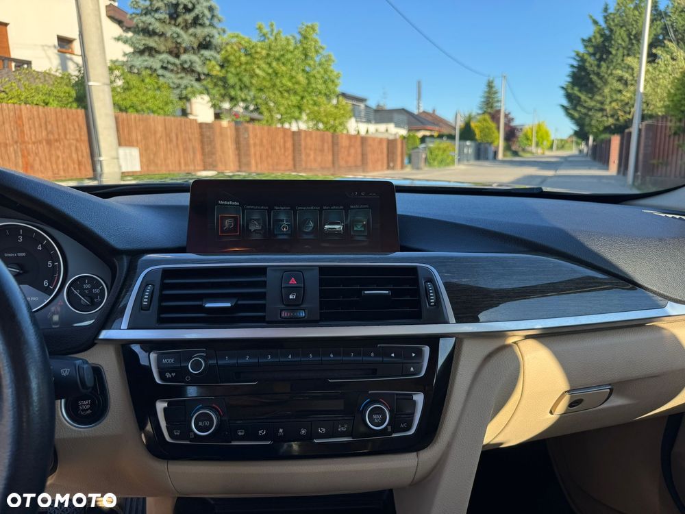 BMW Seria 3 320d Efficient Dynamics Luxury Line EU6 - 10
