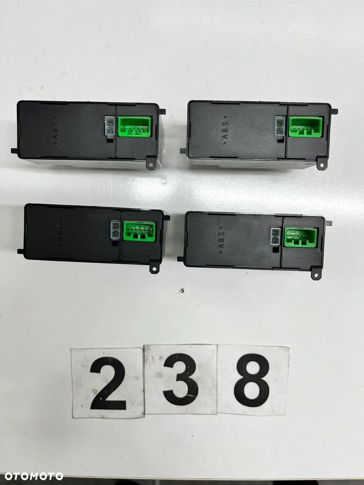 Sterownik, moduł Immobilizera Volvo 24V 0231780138  21434397  21434395 - 4