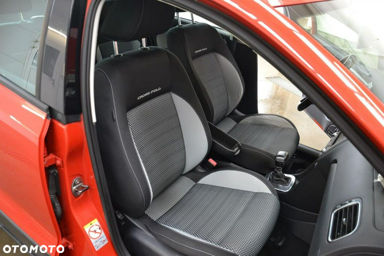 Volkswagen Polo - 27