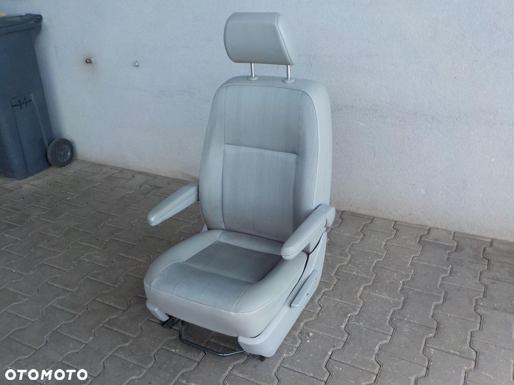 VW T5 T6 FOTEL SIEDZENIE KIEROWCY REGULACJA WYSOKOŚCI PODŁOKIETNIKI - 2