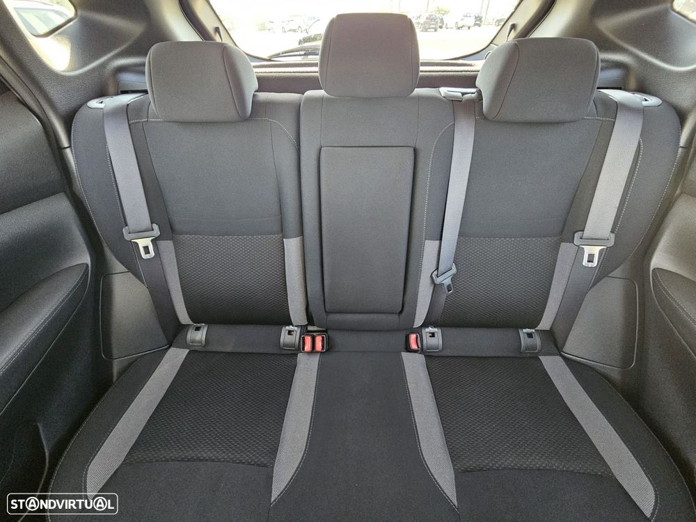 Nissan Qashqai 1.3 DIG-T N-Connecta LED+SKY - 23