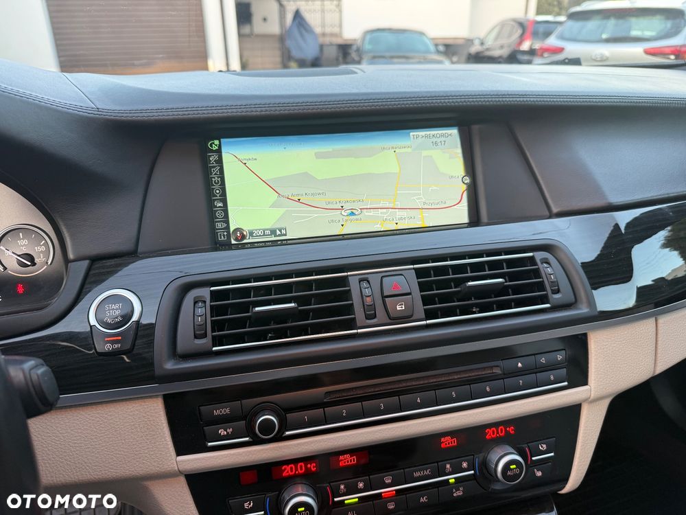 BMW Seria 5 525d Sport-Aut - 15