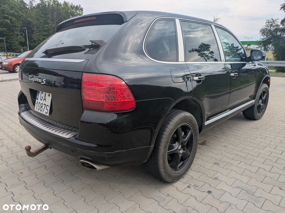 Porsche Cayenne - 5