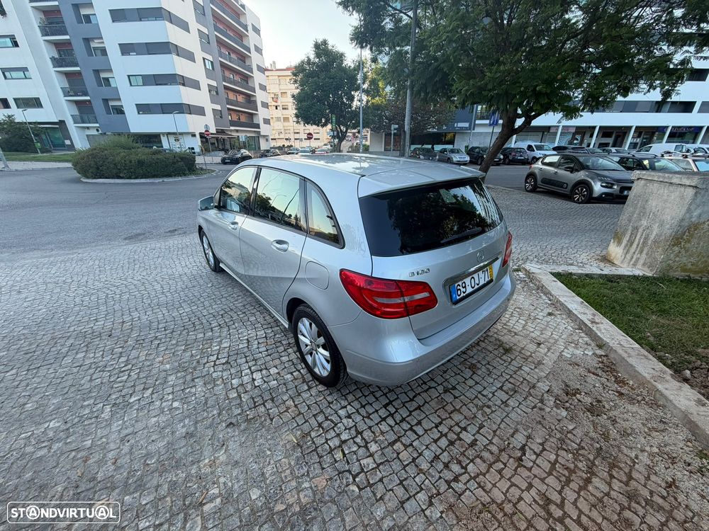 Mercedes-Benz B 180 CDI BlueEFFICIENCY - 7