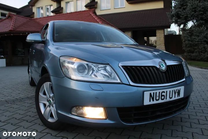 Skoda Octavia 1.6 TDI DPF Elegance - 9