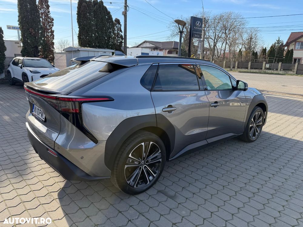 Toyota BZ4X 150 KW FWD (4x2) Luxury - 5