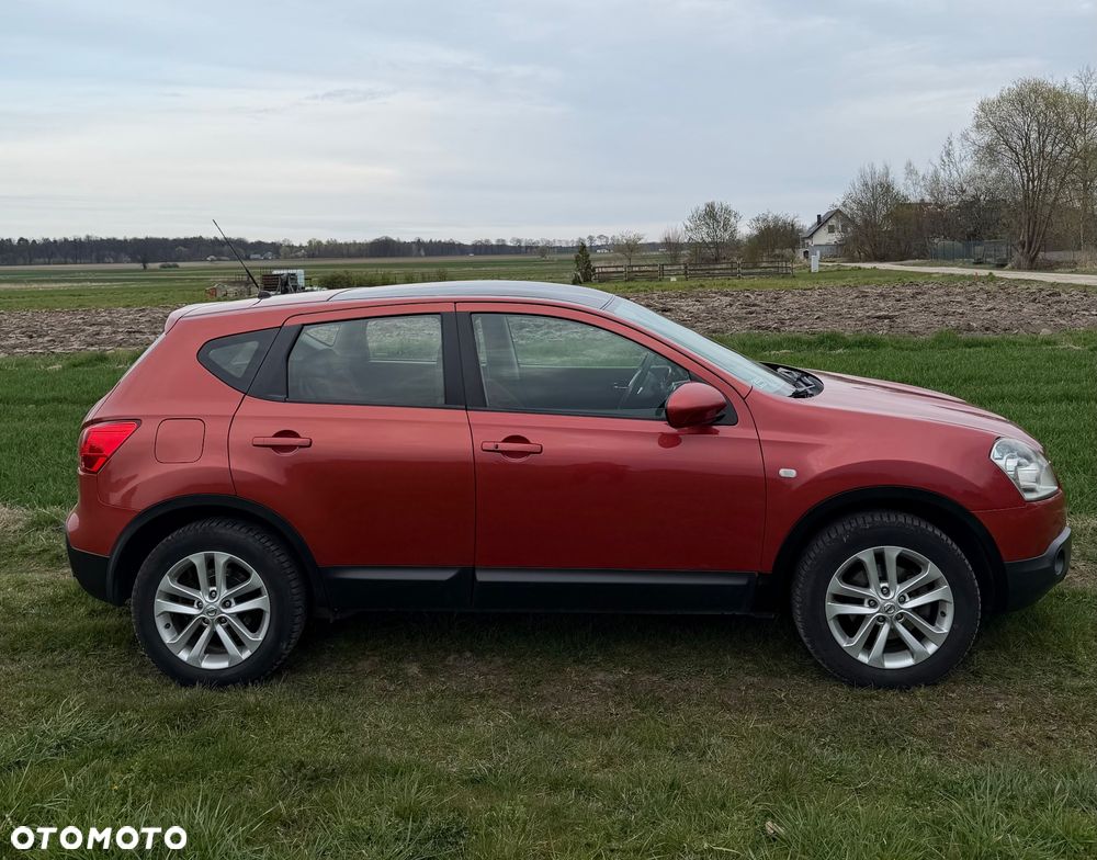Nissan Qashqai - 11