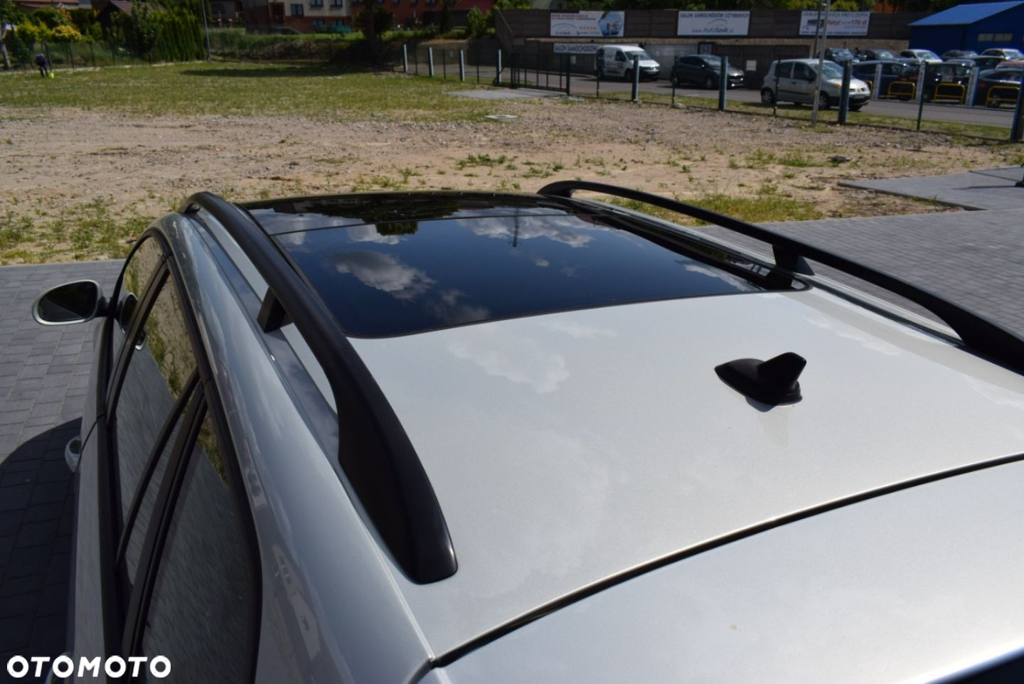 Volkswagen Golf - 10