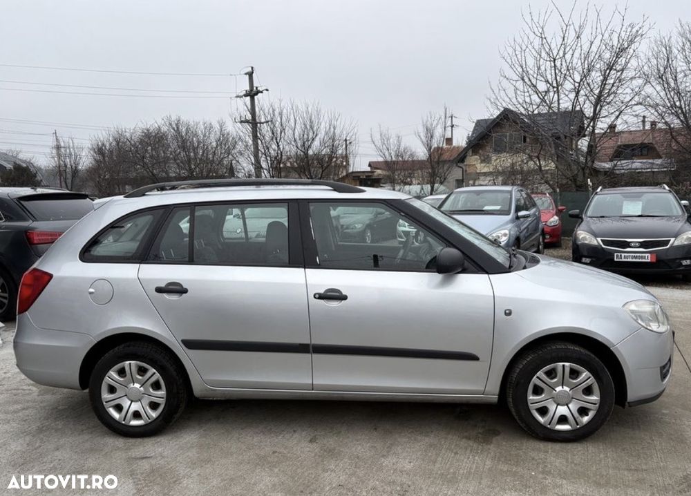Skoda Fabia 1.2 HTP STYLE EDITION - 4
