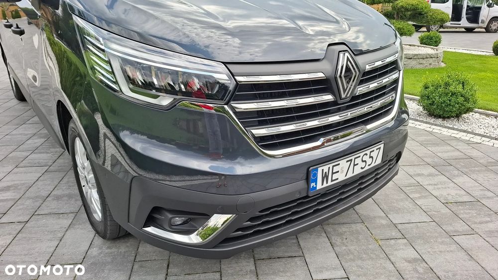 Renault Trafic - 12