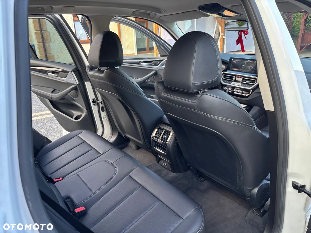 BMW X3 xDrive20d - 22