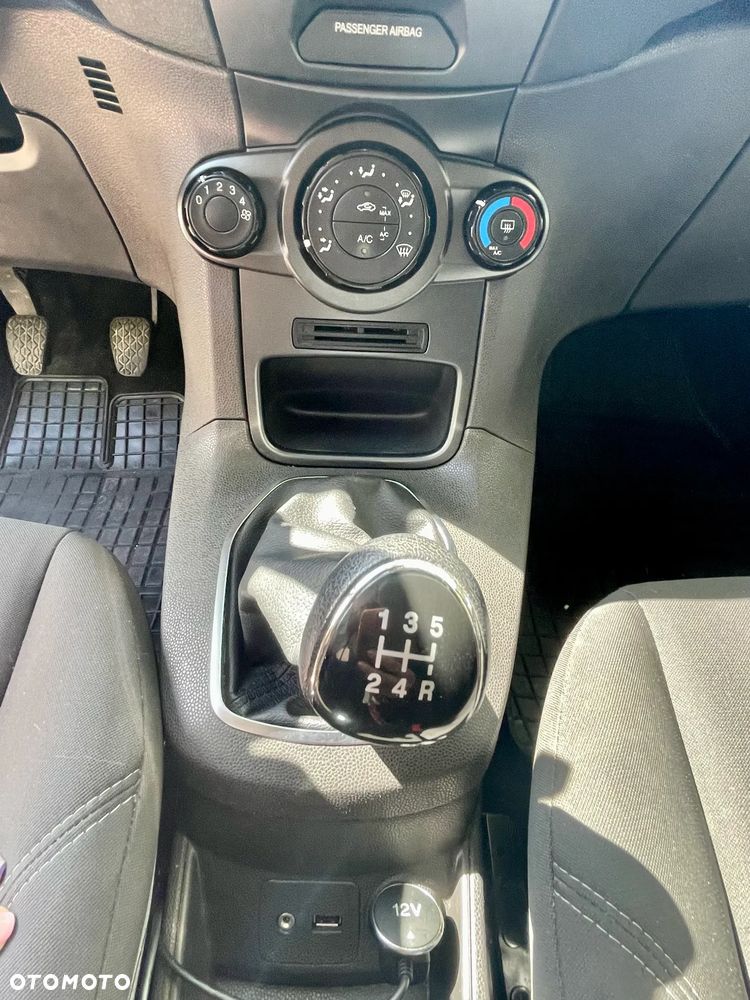 Ford Fiesta 1.25 Gold X - 25