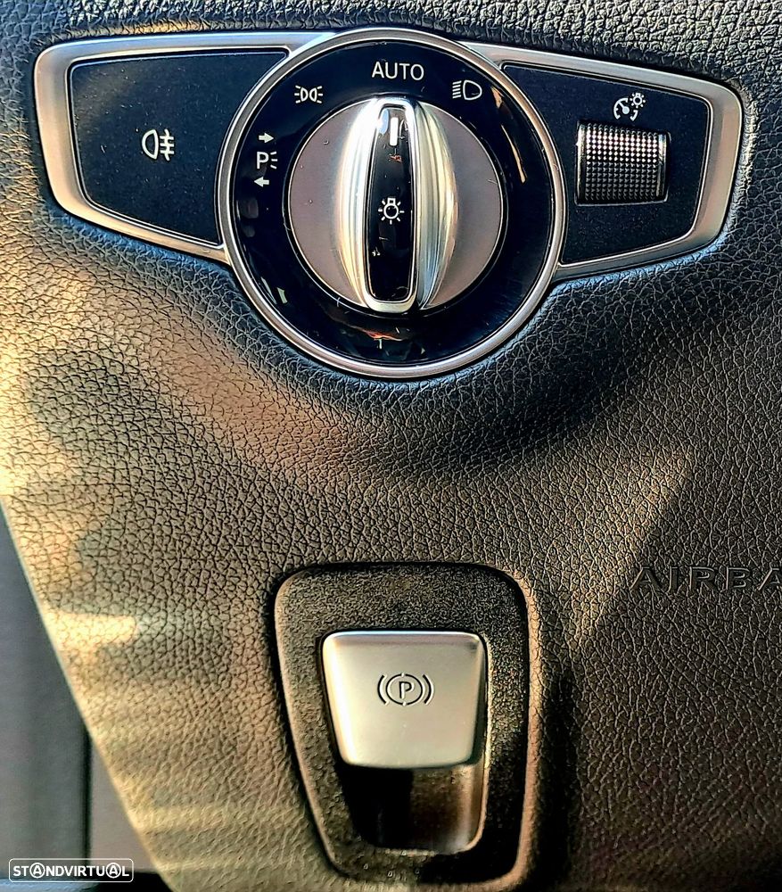 Mercedes-Benz E 300 Bluetec Hybrid Avantgarde - 27