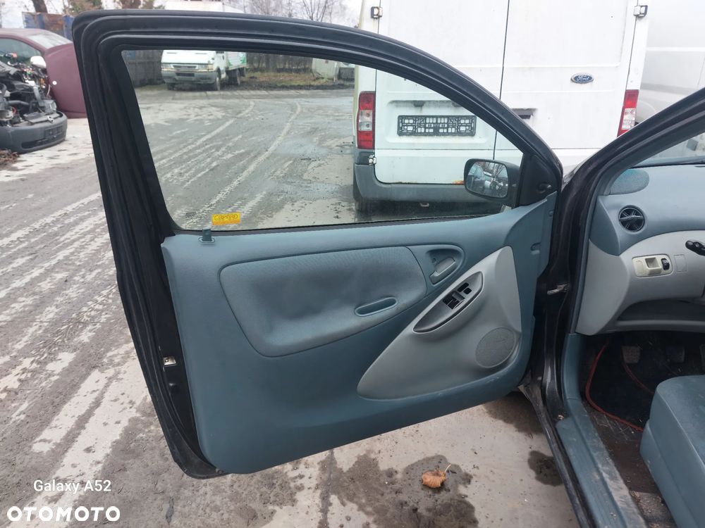 Maska TOYOTA YARIS I 1,0B. 02R. zderzak,lampy,drzwi,klapa...... - 6