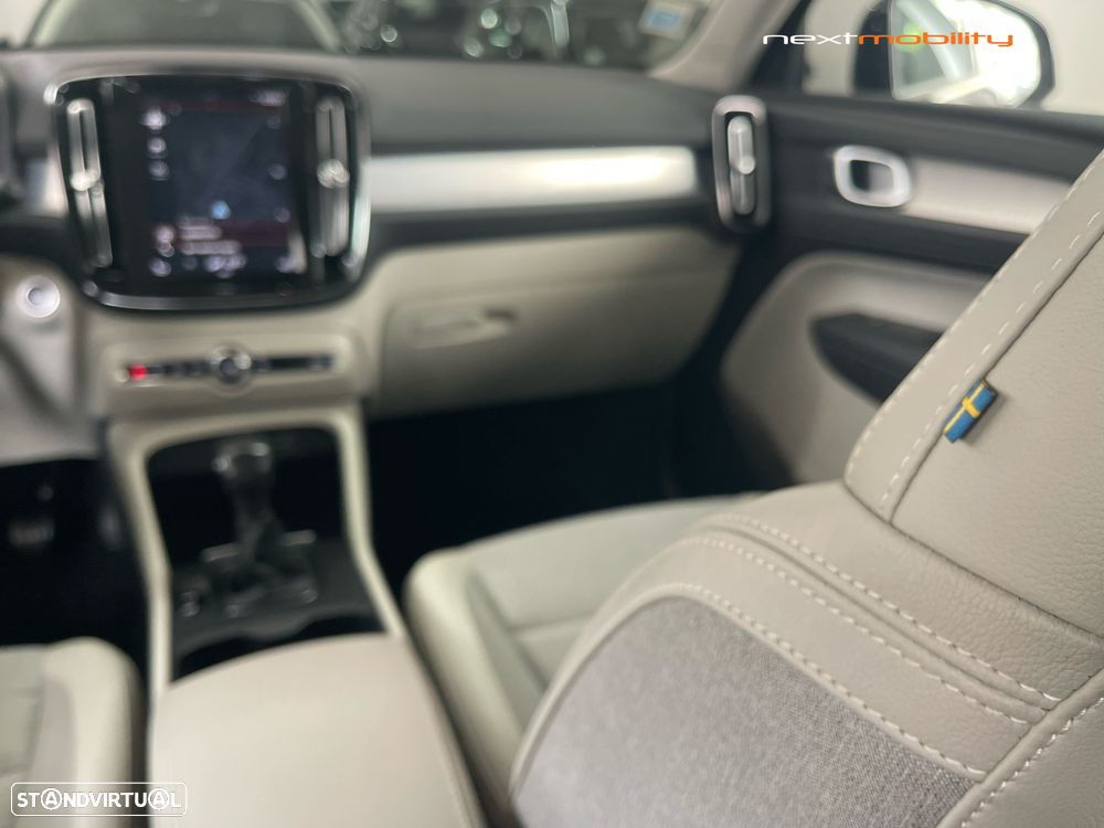 Volvo XC 40 2.0 D3 Momentum Plus - 14