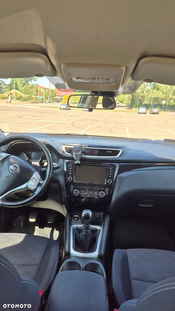 Nissan Qashqai 1.6 DCi N-Tec - 8