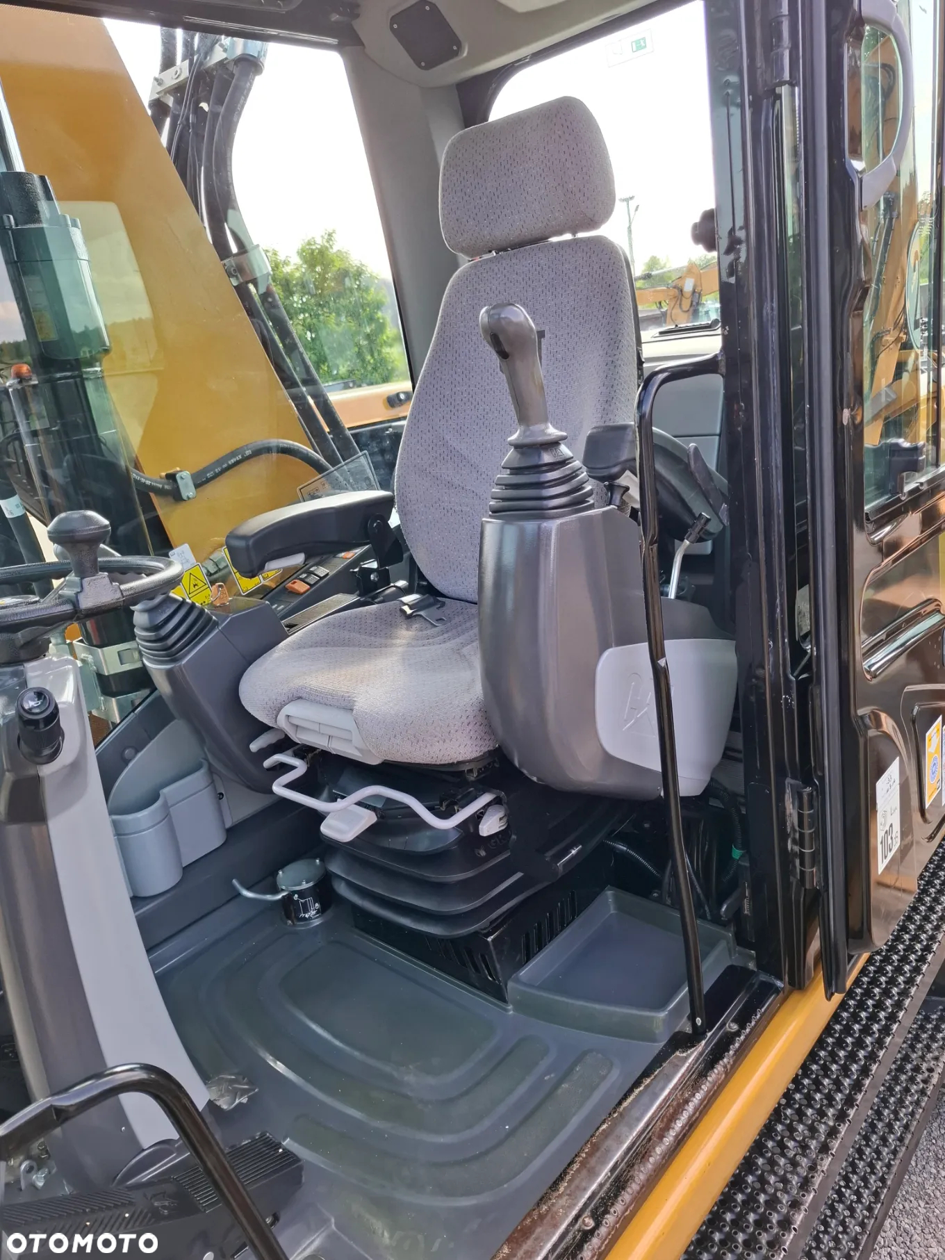 Caterpillar CAT M 318 D - 30