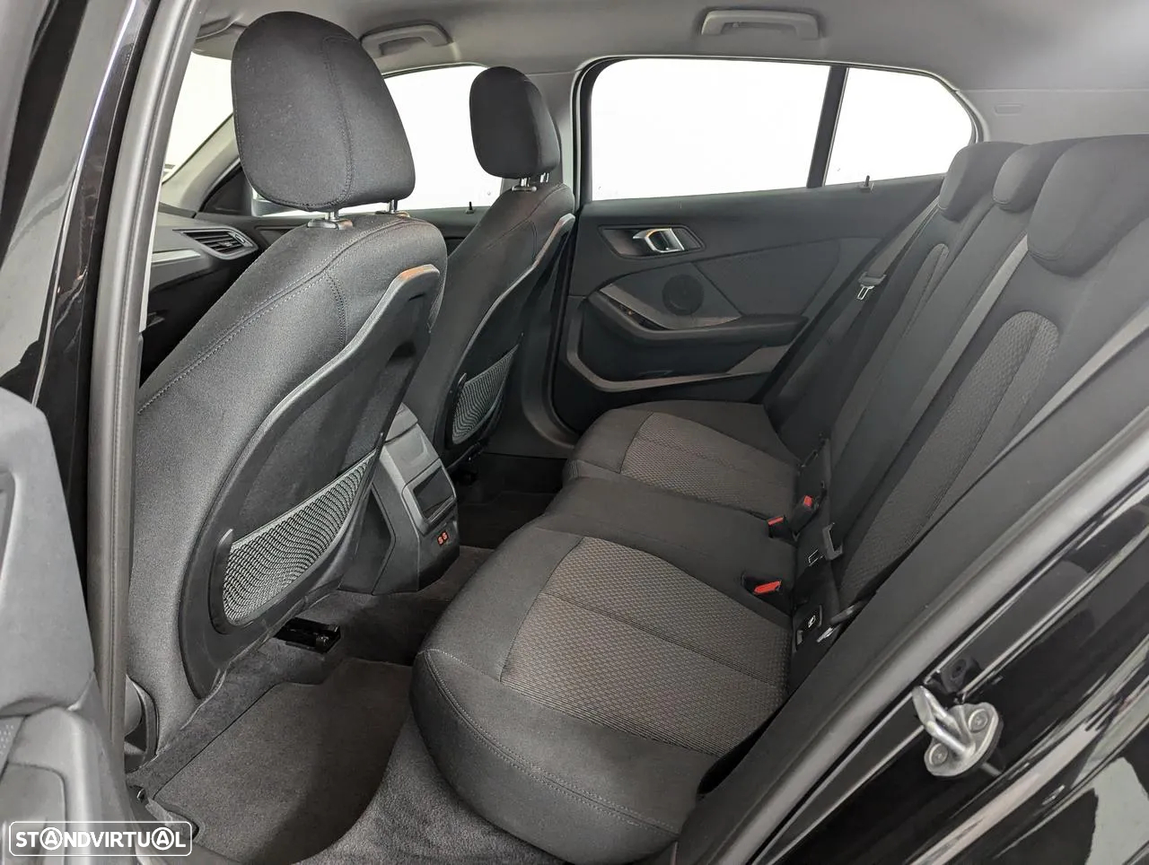 BMW 116 d Auto - 17