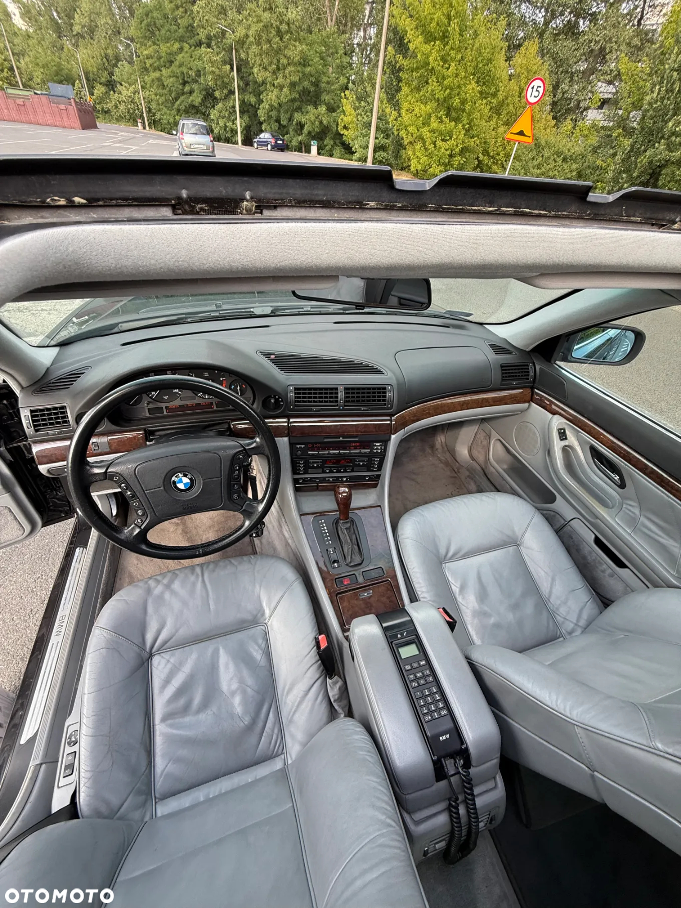 BMW Seria 7 740iL - 24