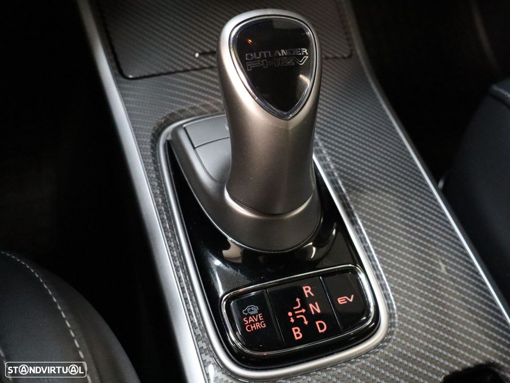 Mitsubishi Outlander 2.4 Instyle - 17