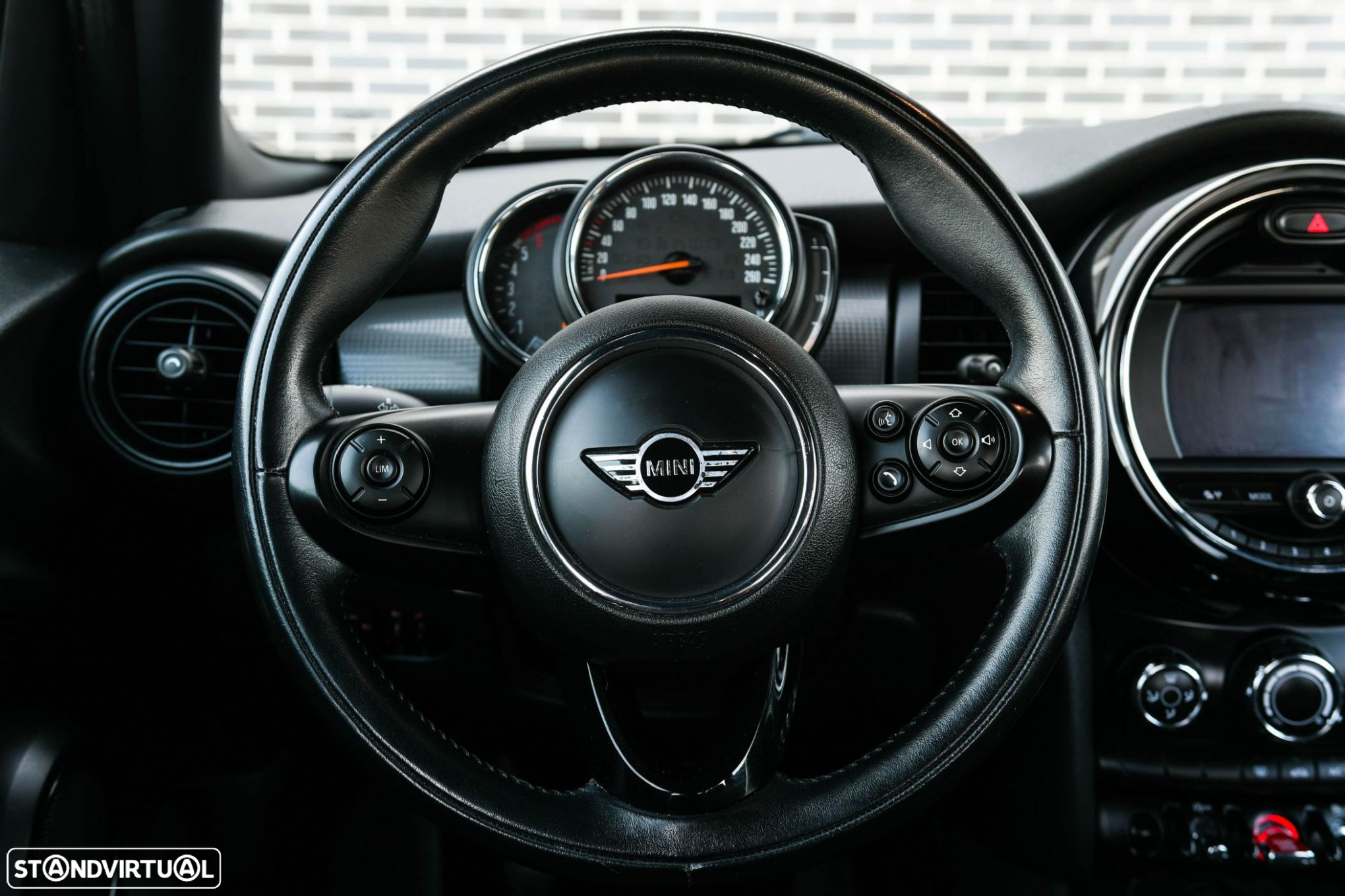 MINI 5 Portas Cooper D - 24