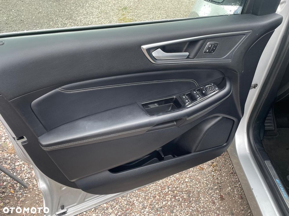 Ford Edge - 16