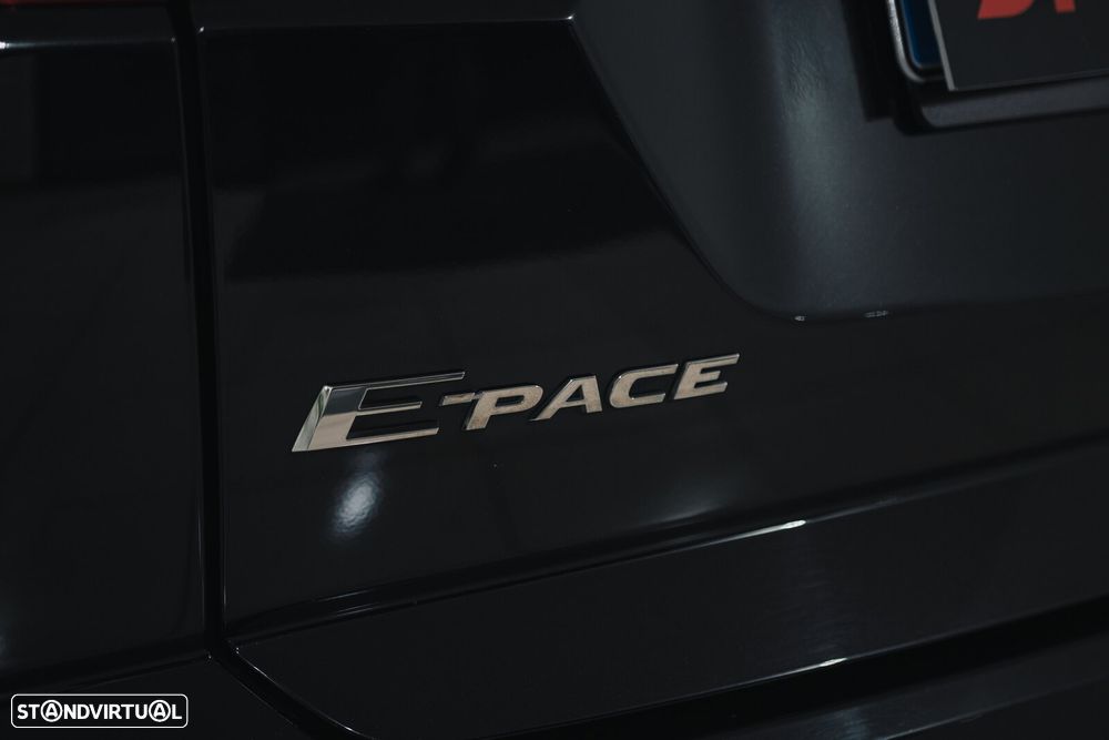 Jaguar E-Pace 2.0 i4D R-Dynamic - 23