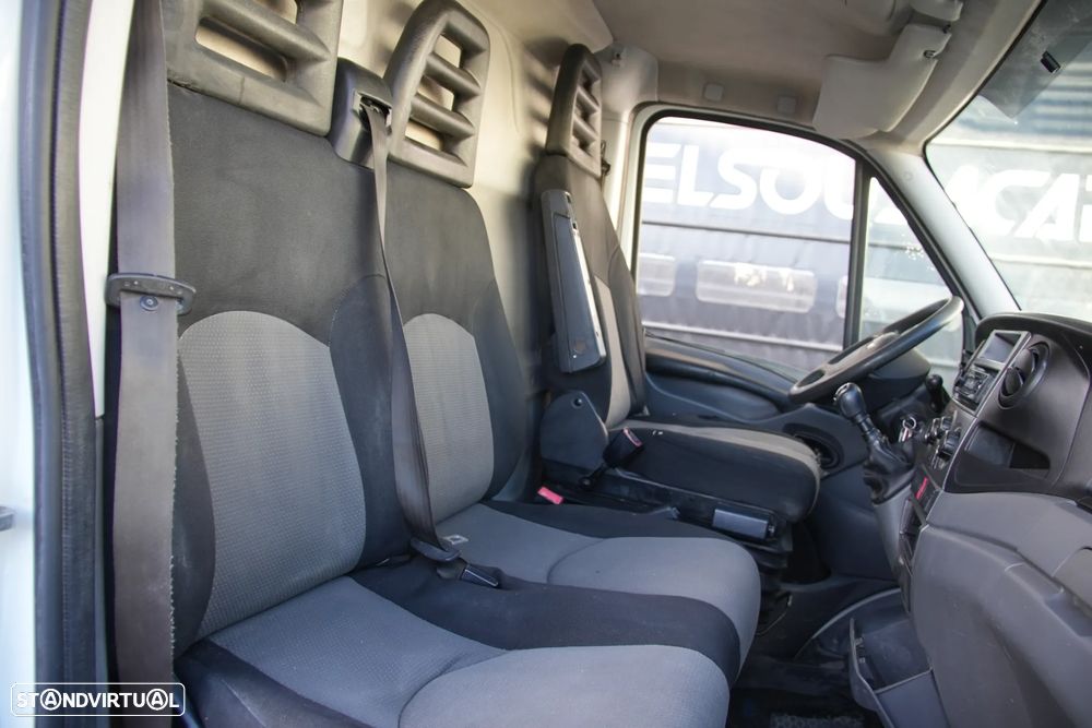 Iveco Daily 35S11 2.3td 106cv - 10