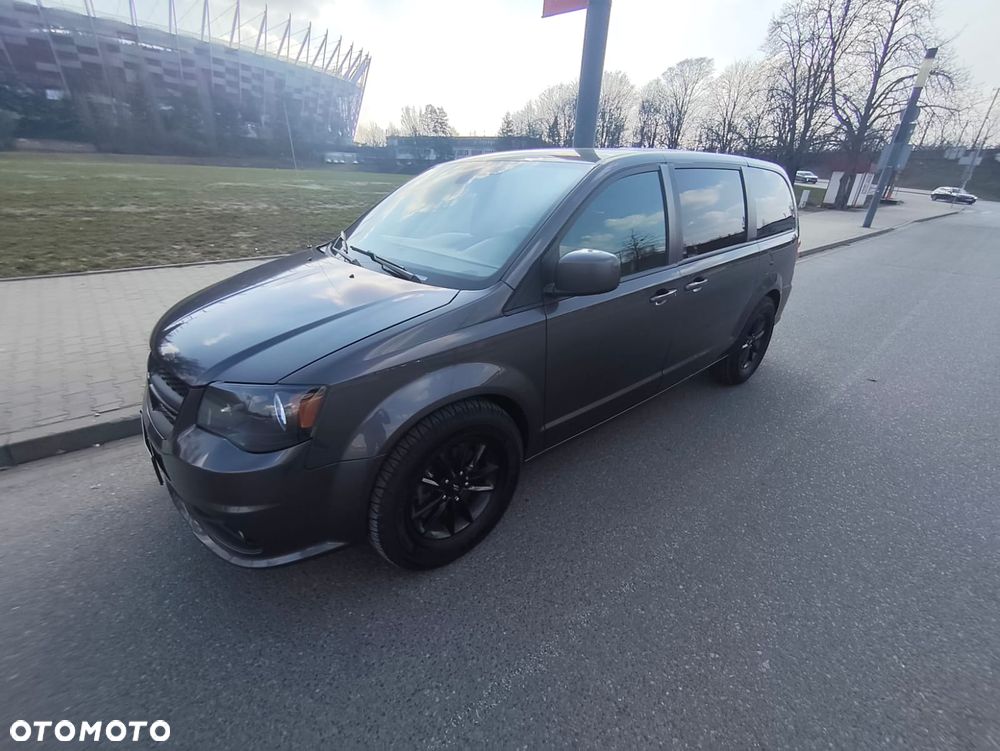 Dodge Grand Caravan 3.6 R/T - 1