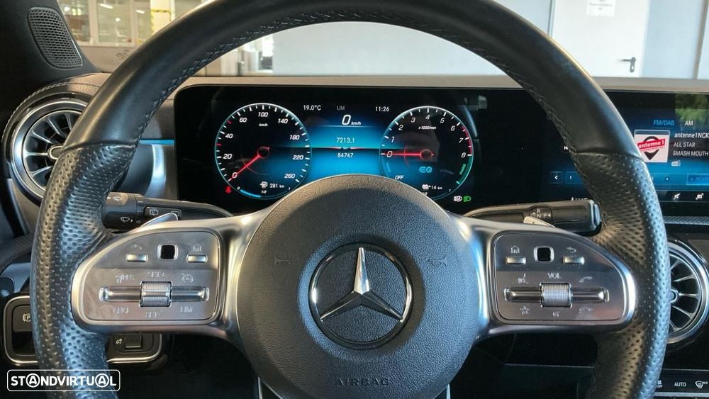 Mercedes-Benz CLA 250 e Shooting Brake AMG Line - 4