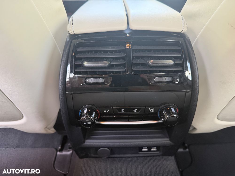 BMW Seria 5 530i xDrive AT MHEV - 21