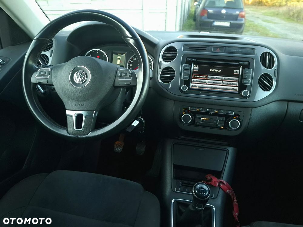 Volkswagen Tiguan 2.0 TDI DPF BlueMotion Technology Sport & Style - 14