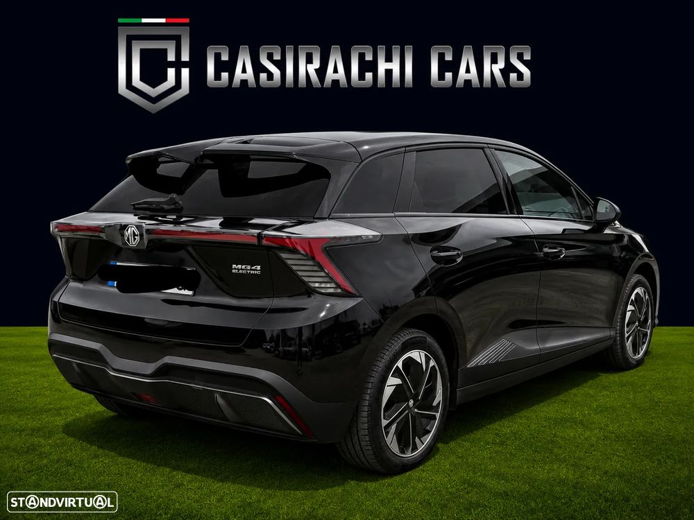 MG MG4 64 kWh Luxury - 1