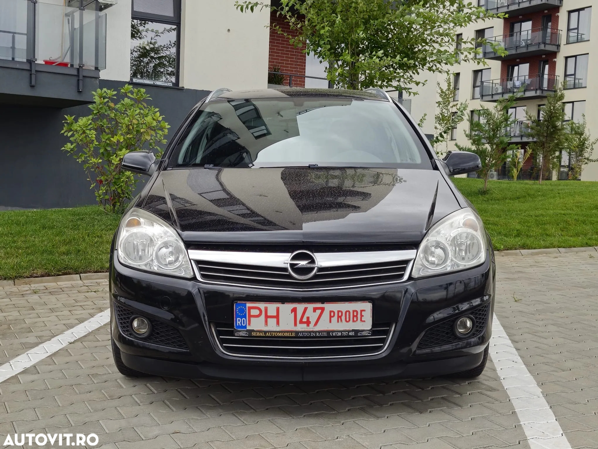Opel Astra 1.6 Caravan Easytronic Cosmo - 2