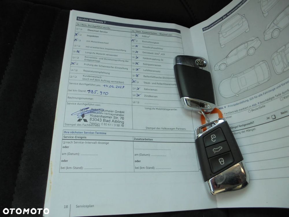Volkswagen Passat Variant 2.0 TDI SCR BlueMotion Highline - 39