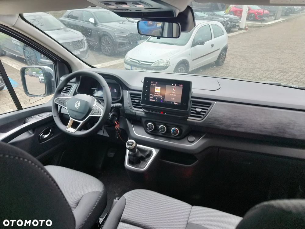 Renault Trafic - 17
