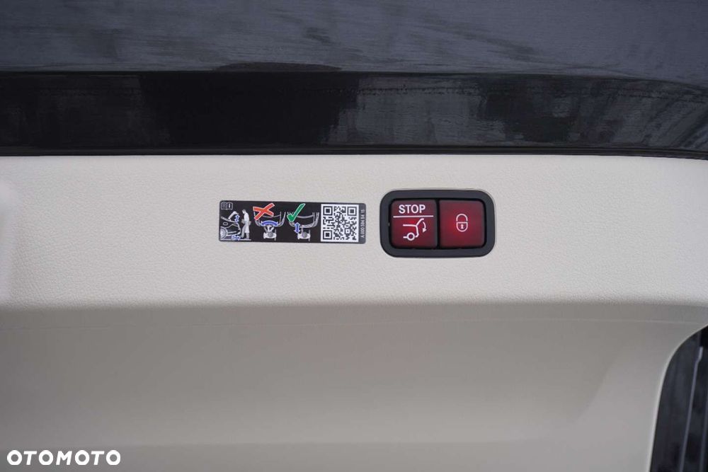 Mercedes-Benz EQS - 33