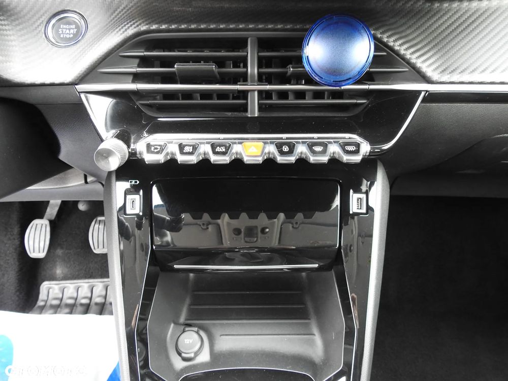 Peugeot 208 PureTech 75 Allure Pack - 29