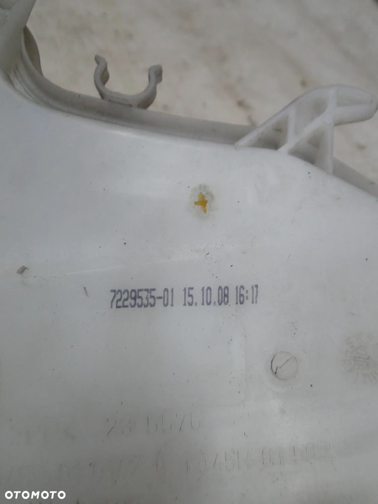 BMW 1 E81 E82 E87 E88 ZBIORNIK ZBIORNICZEK PŁYNU SPRYSKIWACZY POMPKI EUROPA - 5