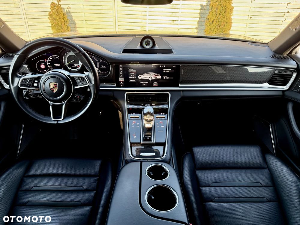Porsche Panamera 4 E-Hybrid Edition 10 Jahre - 9