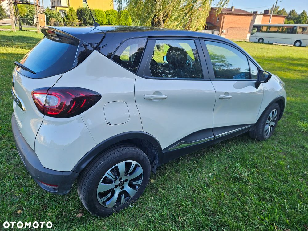 Renault Captur - 12